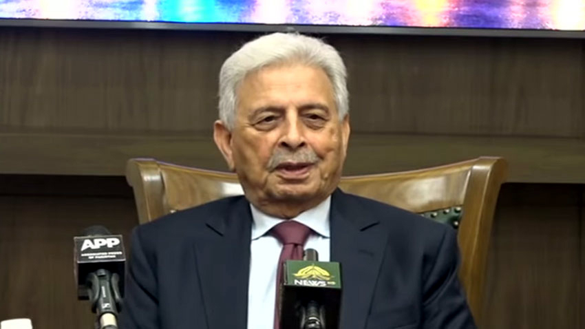 Govt taking effective steps to attract investment: Tanveer