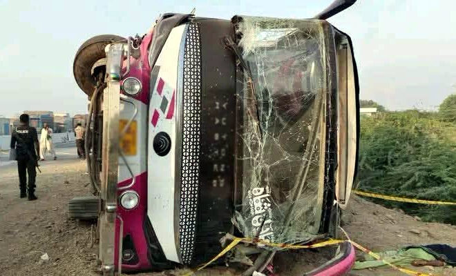 At least 10 killed, dozens injured in Rajanpur bus crash