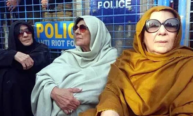 Imran’s sisters detention: LHC summons Punjab home sec, Kot Lakhpat jail superintendent on Oct 28