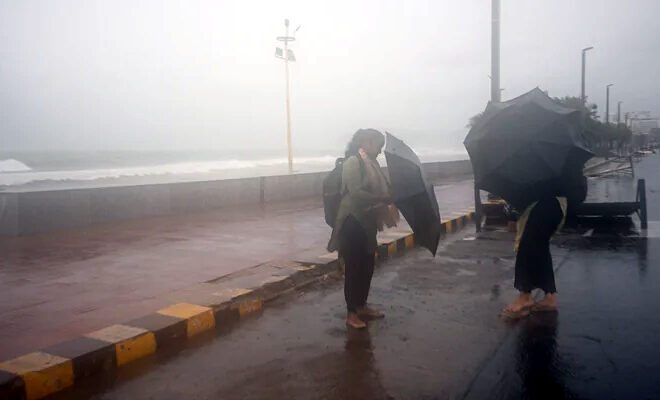 Cyclone Arnab lashes India coast, no deaths reported