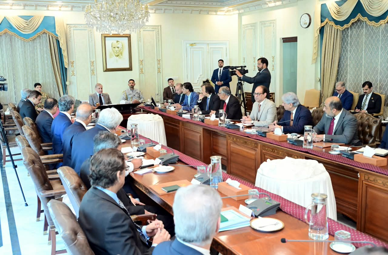 PM directs completion of production monitoring system in manufacturing sector by year-end