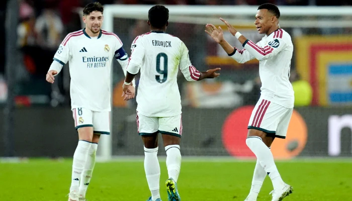 Real Madrid stage dramatic late comeback to beat Roma in Champions League